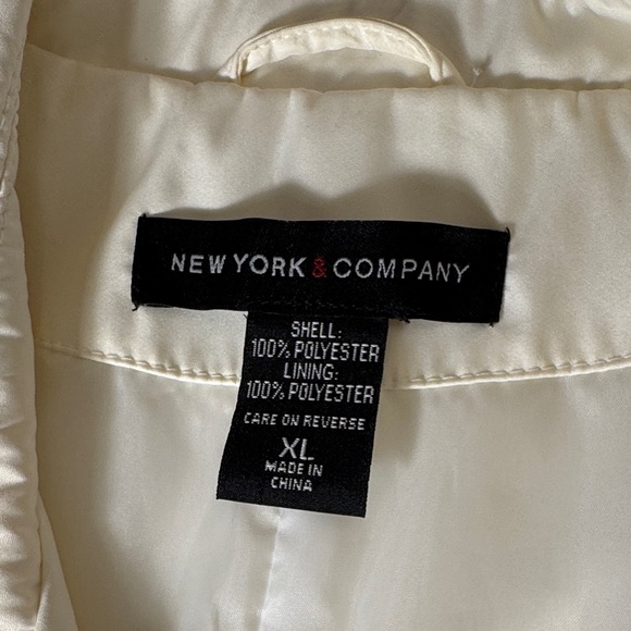 New York & Company Cream Peacoat NWT - Picture 8 of 8